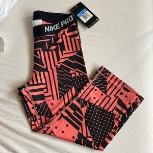 Nike Pro Capri leggings